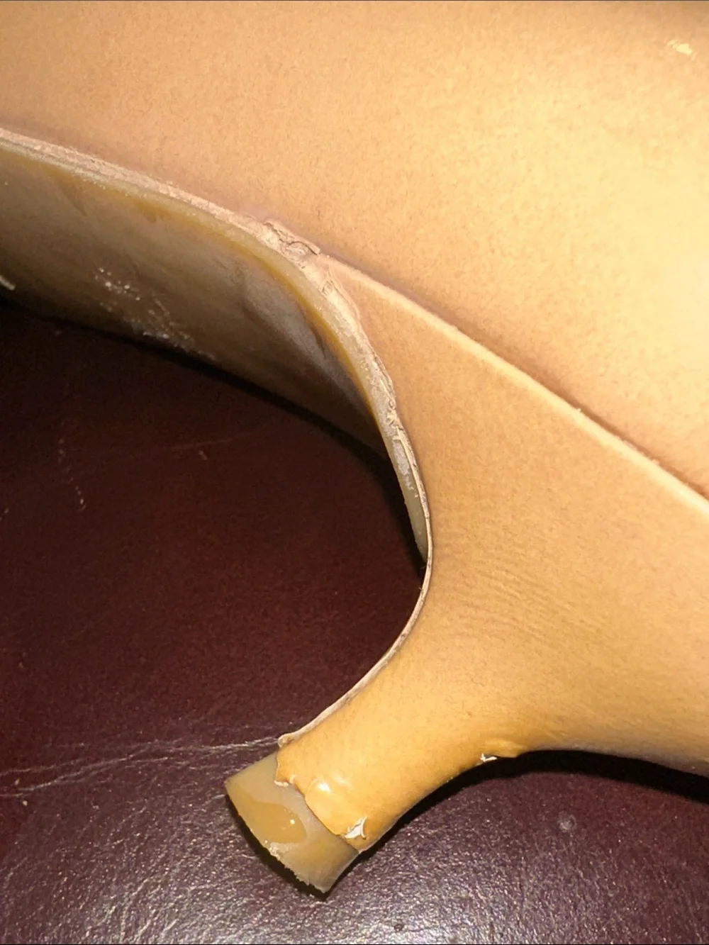 Stuart Weitzman Nude Patent Leather Kitten Heels - Picture 8 of 16
